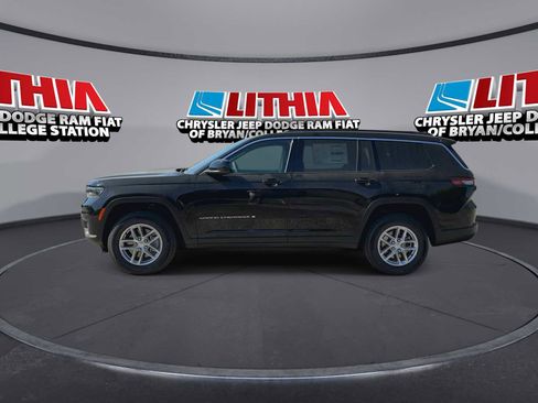 New 2026 Jeep Grand Cherokee L Laredo image 5