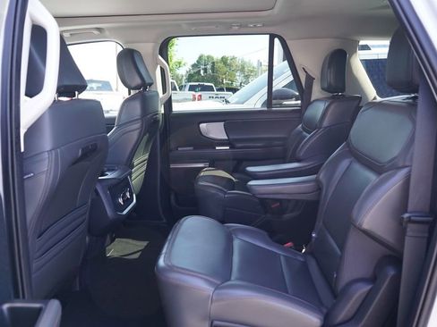 Certified 2025 Ford Expedition Max Active AWD/4WD image 11
