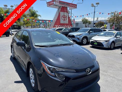 Used 2026 Toyota Corolla LE FWD image 1