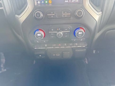 Used 2023 Chevrolet Silverado 2500 LT AWD/4WD image 45