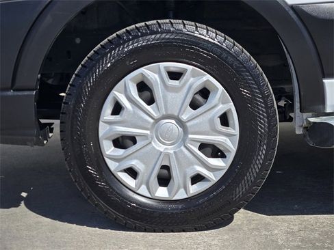 Used 2024 Ford Transit 250 Low Roof w/ Exterior Upgrade Package image 13