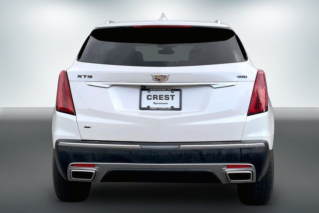 Used 2024 Cadillac XT5 Premium Luxury w/ LPO, Floor Liner Package AWD/4WD image 3