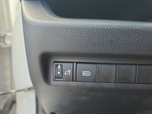Certified 2021 Toyota RAV4 XLE w/ Convenience Package FWD image 17