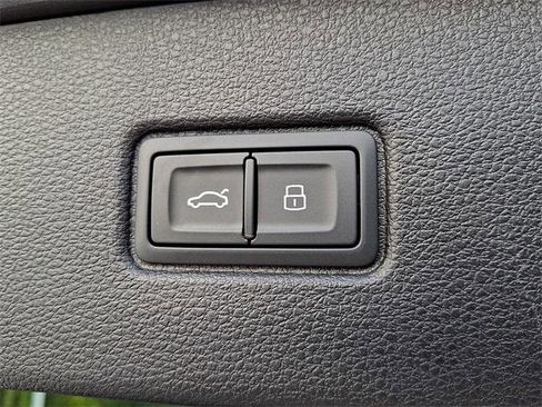 Certified 2025 Audi Q7 3.0T Premium Plus w/ Premium Plus Package AWD/4WD image 28