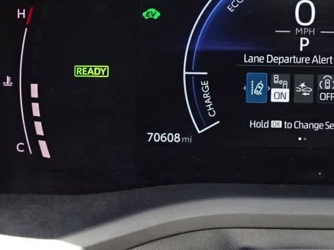 Used 2025 Toyota Camry SE FWD image 26