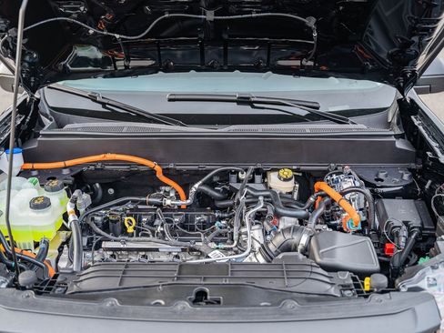 New 2026 Ford Maverick XL image 17