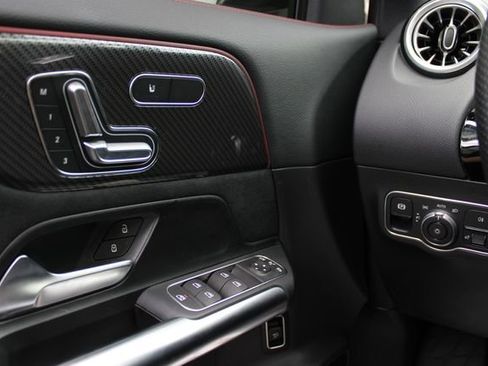 Used 2024 Mercedes-Benz GLA 35 AMG 4MATIC image 13