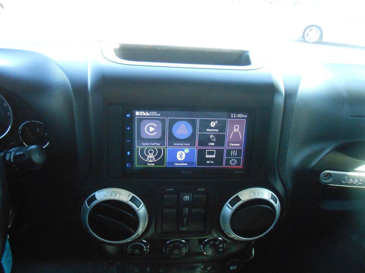 Used 2012 Jeep Wrangler Unlimited Sahara w/ Dual Top Group AWD/4WD image 13