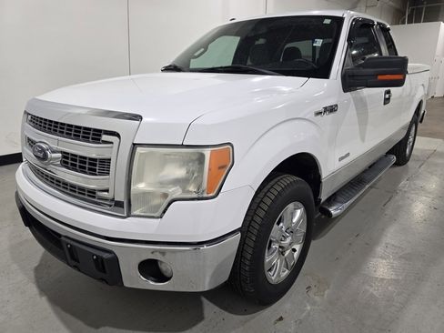 Used 2014 Ford F150 XLT w/ Equipment Group 302A Luxury image 8