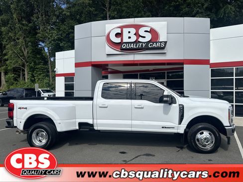 Used 2023 Ford F350 Lariat w/ Lariat Ultimate Package AWD/4WD image 1