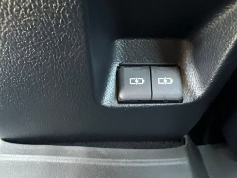 Used 2024 Toyota 4Runner SR5 Premium w/ Moonroof Package RWD image 25