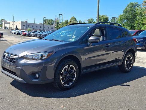 Used 2021 Subaru Crosstrek 2.0i Premium w/ Moonroof Package AWD/4WD image 3
