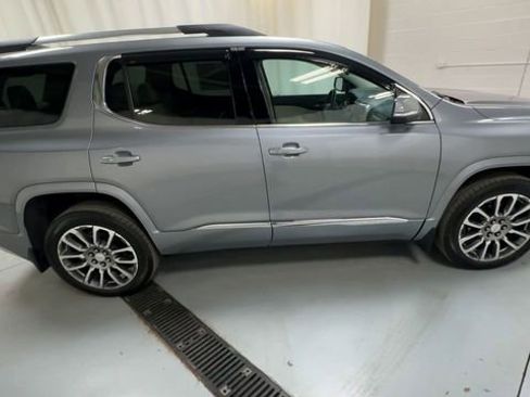 Used 2023 GMC Acadia Denali w/ Denali Ultimate Package image 9