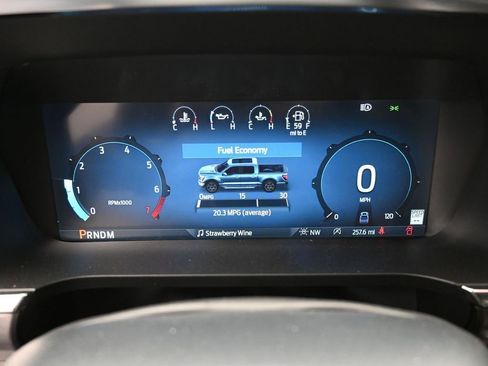 New 2025 Ford F150 Platinum w/ FX4 Off-Road Package AWD/4WD image 6