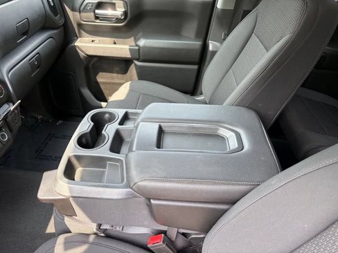 Used 2021 Chevrolet Silverado 1500 Custom AWD/4WD image 23
