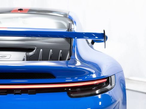 Certified 2022 Porsche 911 GT3 image 33