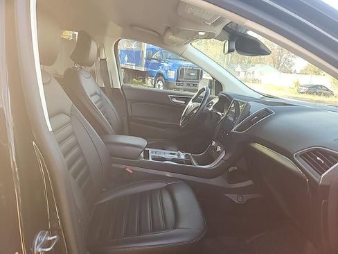 Used 2022 Ford Edge SEL w/ Convenience Package image 6