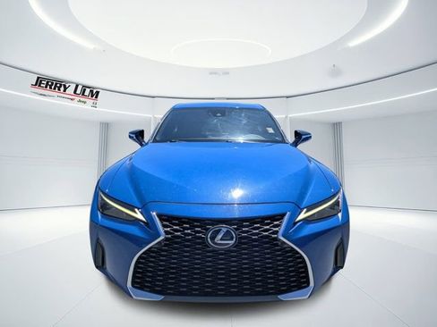 Used 2022 Lexus IS 300 w/ Premium Package RWD image 8