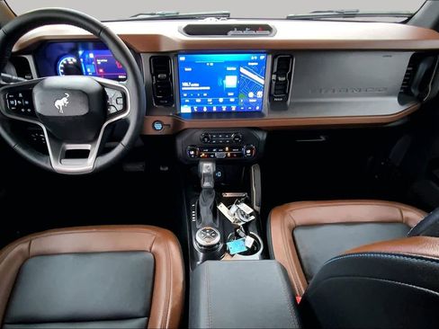 Used 2024 Ford Bronco Outer Banks AWD/4WD image 14