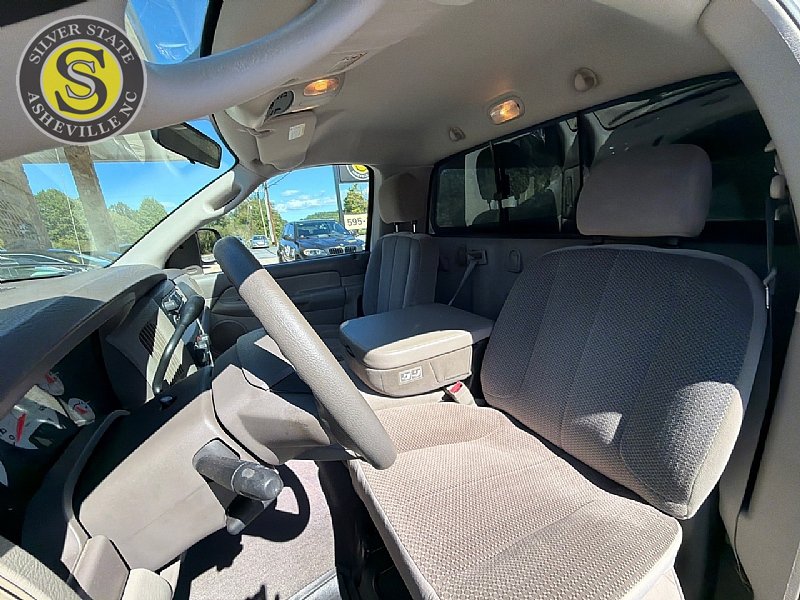 Used 2005 Dodge Ram 1500 Truck SLT RWD image 12