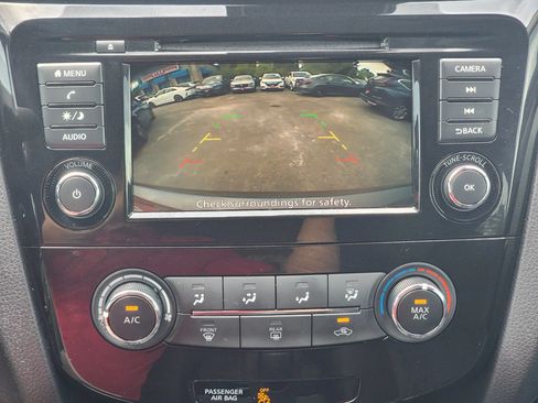 Used 2022 Nissan Rogue Sport S AWD/4WD image 15