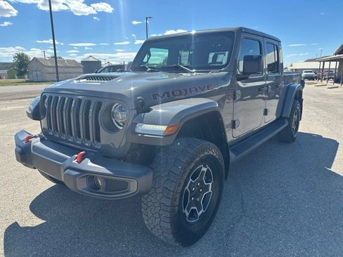 Used 2022 Jeep Gladiator Mojave w/ LED Lighting Group AWD/4WD image 3