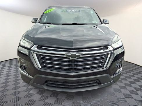 Certified 2023 Chevrolet Traverse LT w/ LT Premium Package AWD/4WD image 2