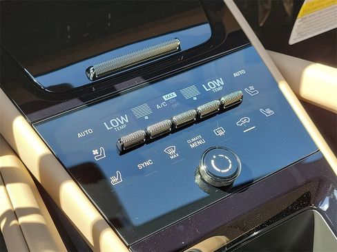 New 2026 Porsche Cayenne image 29