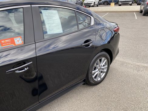 Used 2026 MAZDA MAZDA3 s FWD image 53