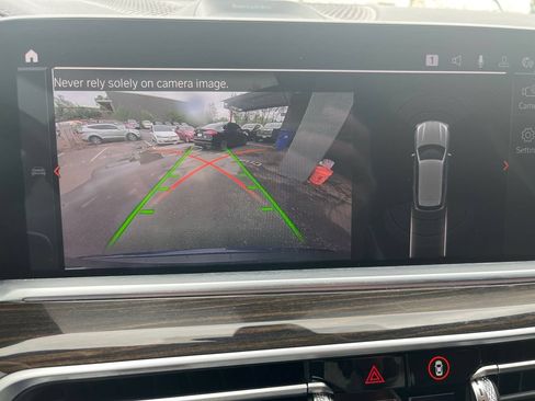 Used 2019 BMW X5 xDrive40i w/ Executive Package AWD/4WD image 15