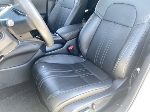 Used 2024 Honda HR-V EX-L image 16