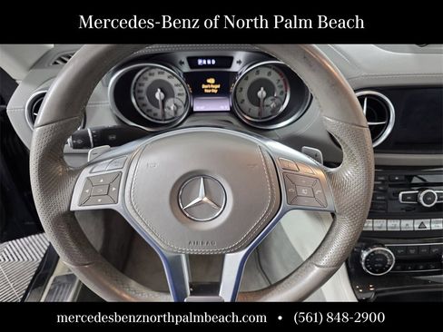 Used 2013 Mercedes-Benz SL 550 image 16