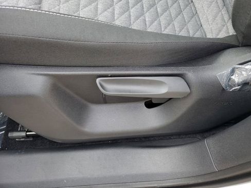 New 2026 Volkswagen Tiguan S image 17