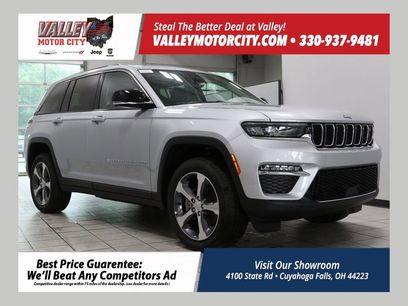New 2023 Jeep Grand Cherokee 4WD 4xe