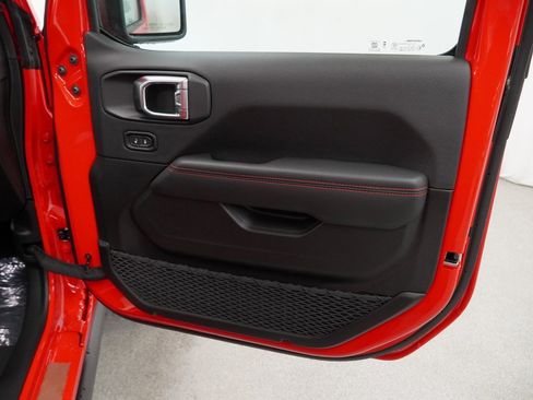 New 2026 Jeep Wrangler Unlimited Rubicon image 33