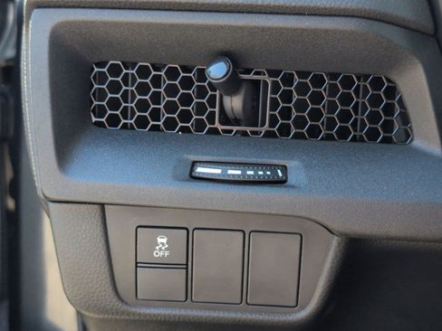 Used 2023 Honda CR-V LX image 16