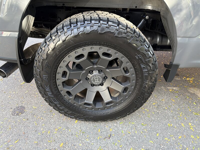 Used 2021 Ford F150 XLT w/ Equipment Group 302A High AWD/4WD image 11