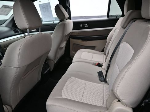 Used 2018 Ford Explorer 4WD image 25