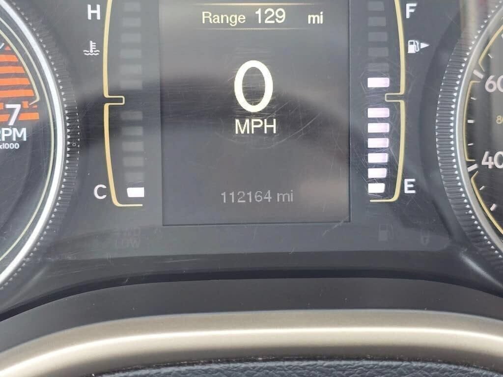 Used 2016 Jeep Cherokee Latitude w/ Cold Weather Group AWD/4WD image 25