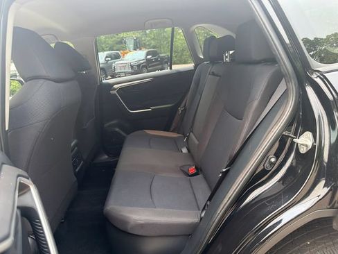 Certified 2025 Toyota RAV4 LE AWD/4WD image 19