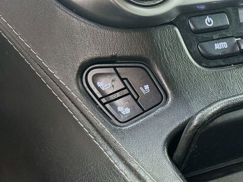 Used 2017 Chevrolet Tahoe Premier AWD/4WD image 22