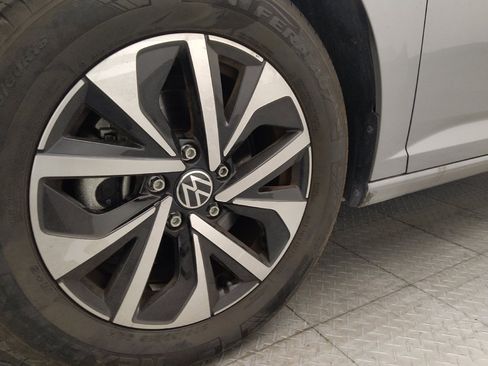Used 2025 Volkswagen Jetta S FWD image 31