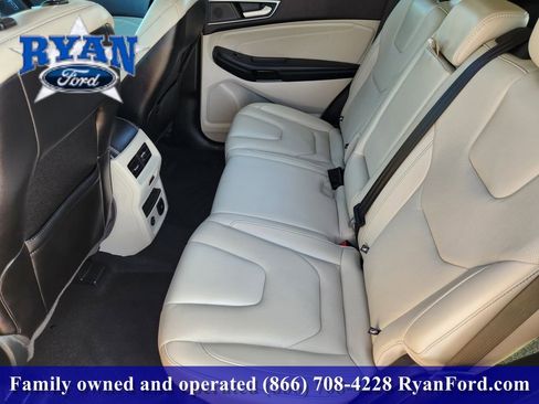 Used 2022 Ford Edge Titanium w/ Equipment Group 301A AWD/4WD image 20