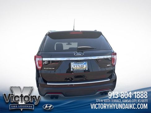 Used 2018 Ford Explorer Platinum AWD/4WD image 7