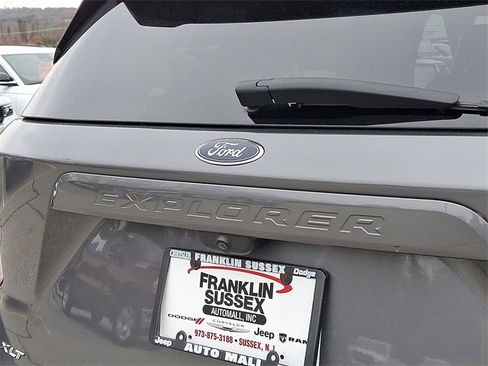 Used 2023 Ford Explorer XLT w/ Equipment Group 202A image 24