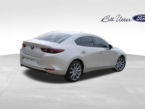 Used 2023 MAZDA MAZDA3 s image 16