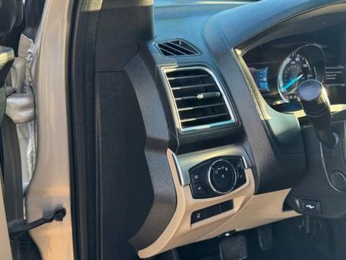 Used 2017 Ford Explorer Limited w/ Equipment Group 301A image 21