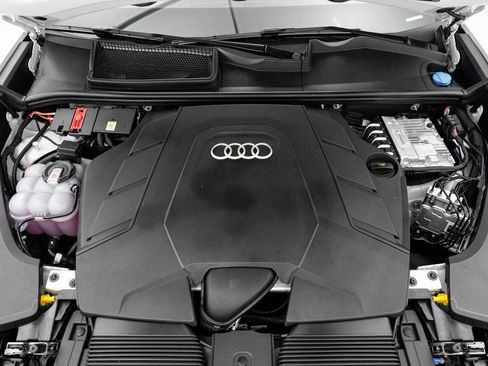 Certified 2025 Audi Q8 Premium Plus w/ Premium Plus Package image 30