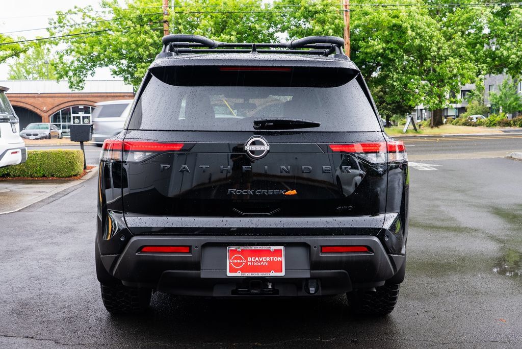 Used 2025 Nissan Pathfinder Rock Creek AWD/4WD image 5