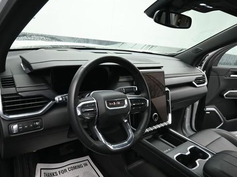 Used 2024 GMC Acadia Elevation AWD/4WD image 16